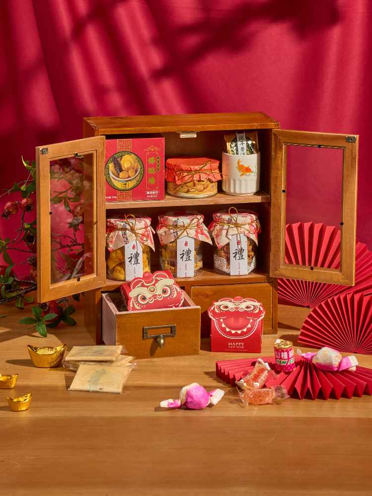 Grandma’s Vintage Cupboard 阖家幸福 CNY Gift Set Delivery Malaysia