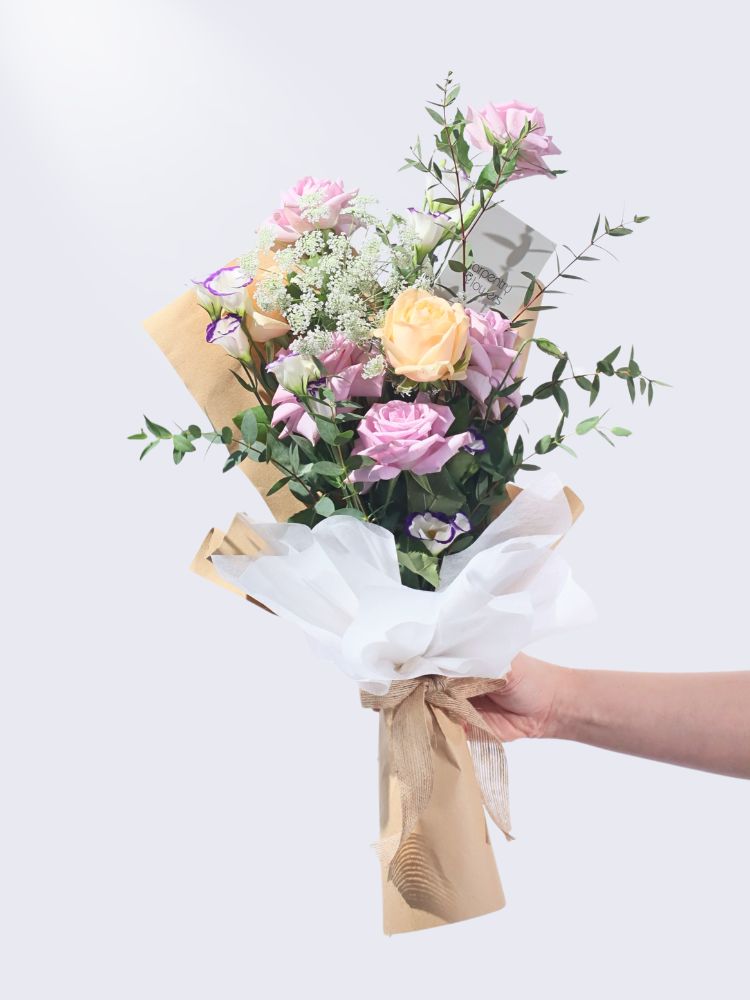 Whispers Rose Bouquet flower delivery KL