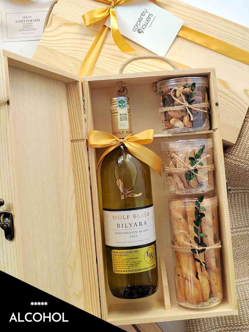 Tasteful Treats - Wooden Gift Box