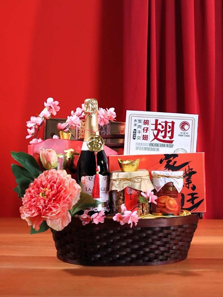 
                      
                        Blessing Spring 七星報喜 CNY Hamper delivery Malaysia
                      
                    