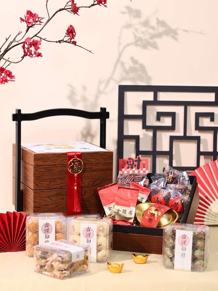 Gong He Xin Xi CNY Hamper Delivery Malaysia