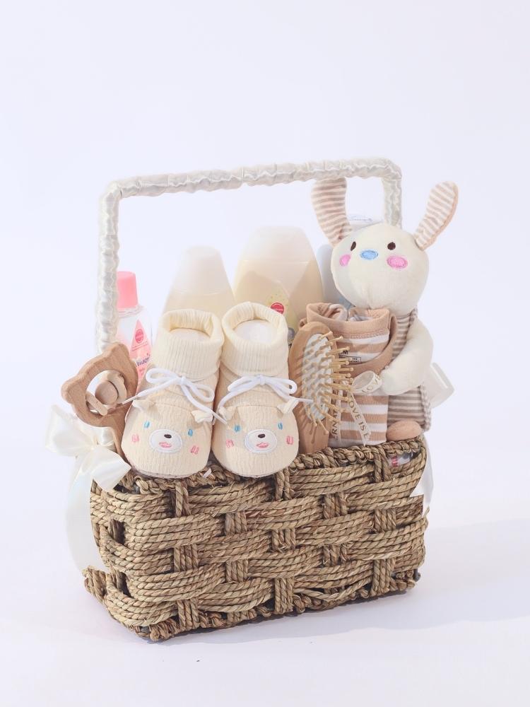 
                      
                        Happy Bunnie Baby Gift Hamper delivery Malaysia
                      
                    