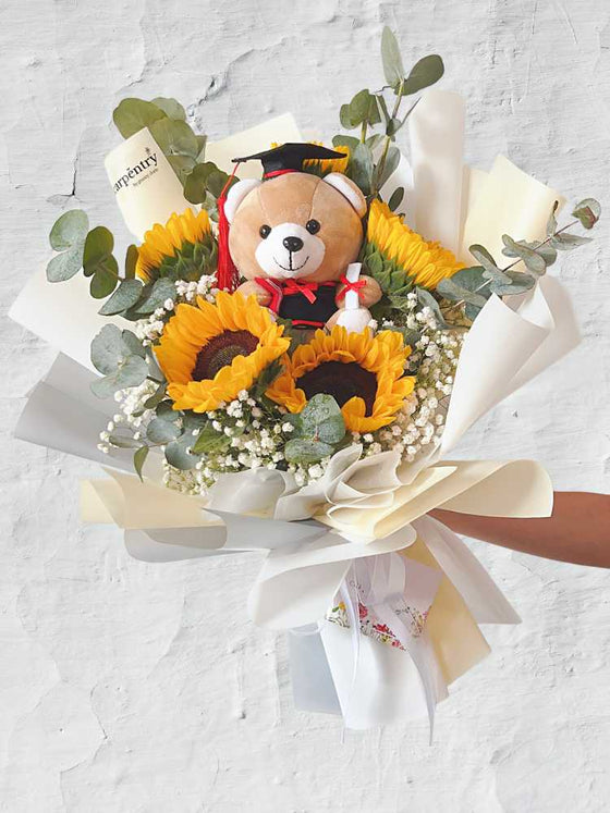 Happy Graduation_Sunflower Bouquet