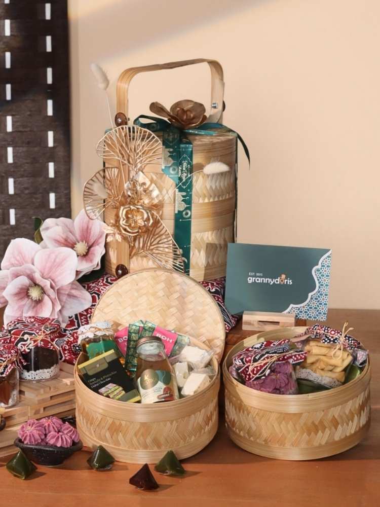 Meriah Suasana Raya Gift Basket delivery Malaysia