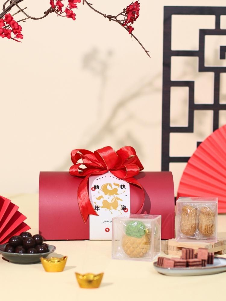 Munch & Huat Custom CNY Gift Box delivery Malaysia