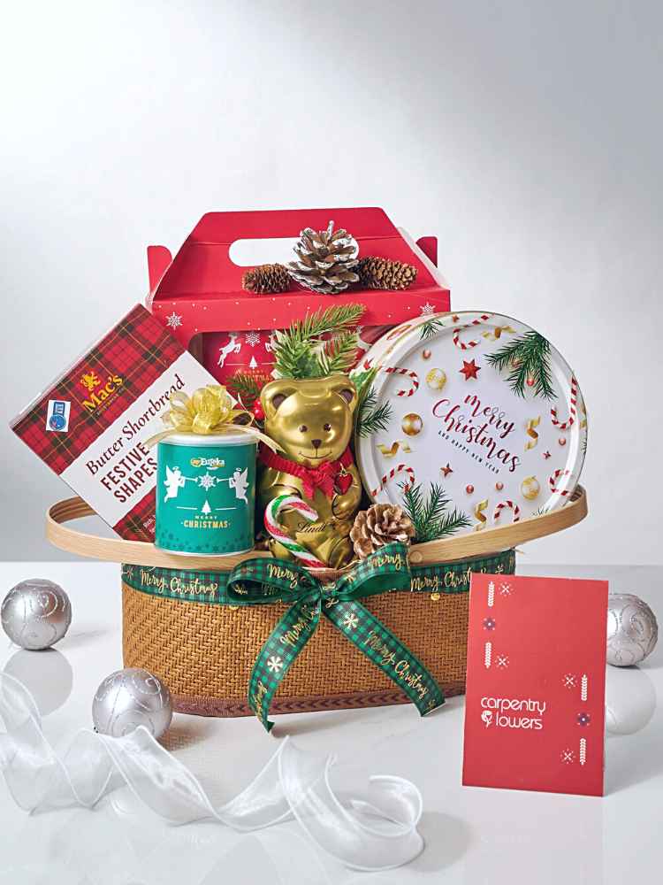 Santa's Favorite Treats_Christmas Hamper