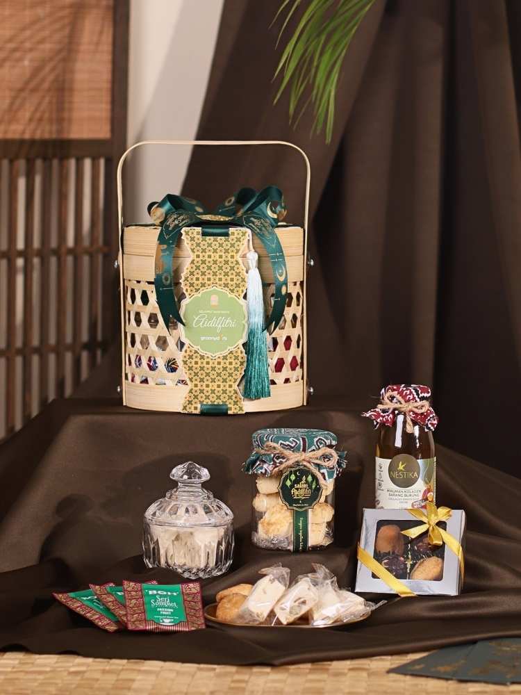 Suasana Aidilfitri Raya Gift Basket delivery Malaysia
