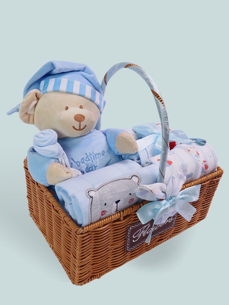 The Dreamy Bear Baby Boy Gift Basket