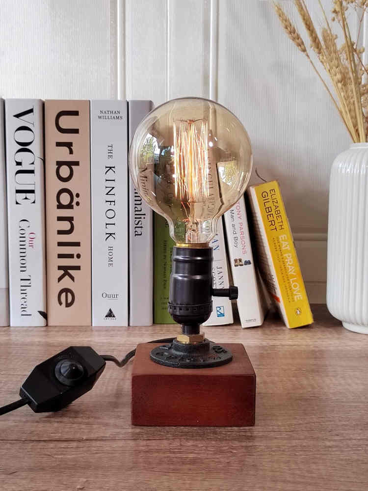 Vintage Classic Table Lamp-Black