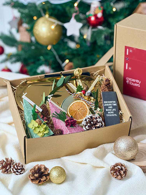 Xmas Tree Candle Gift Box