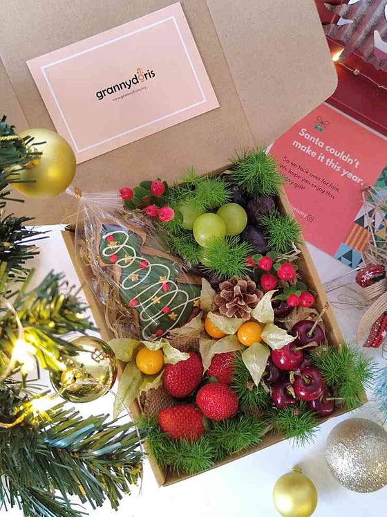 Berry Xmas With Christmas Tree Cookie_Fruit Box