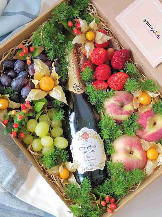 Charles Du Lac_Fruit Gift Box