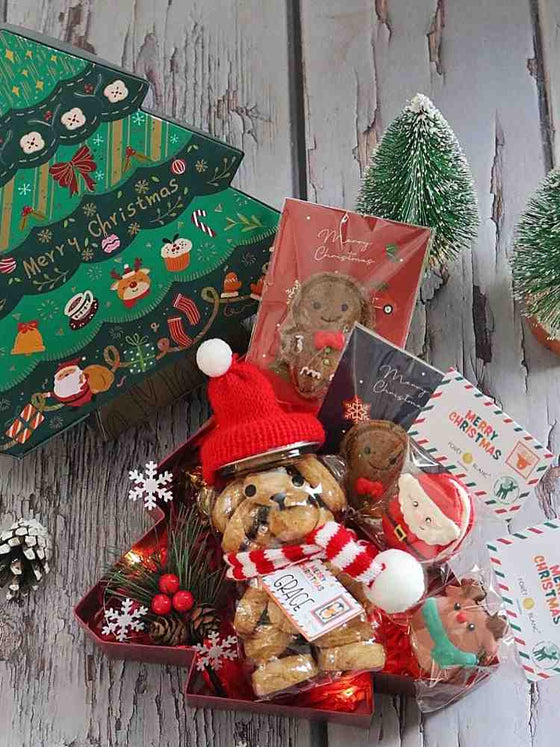 Christmas Bear Cookies & Macaron_Gift Box
