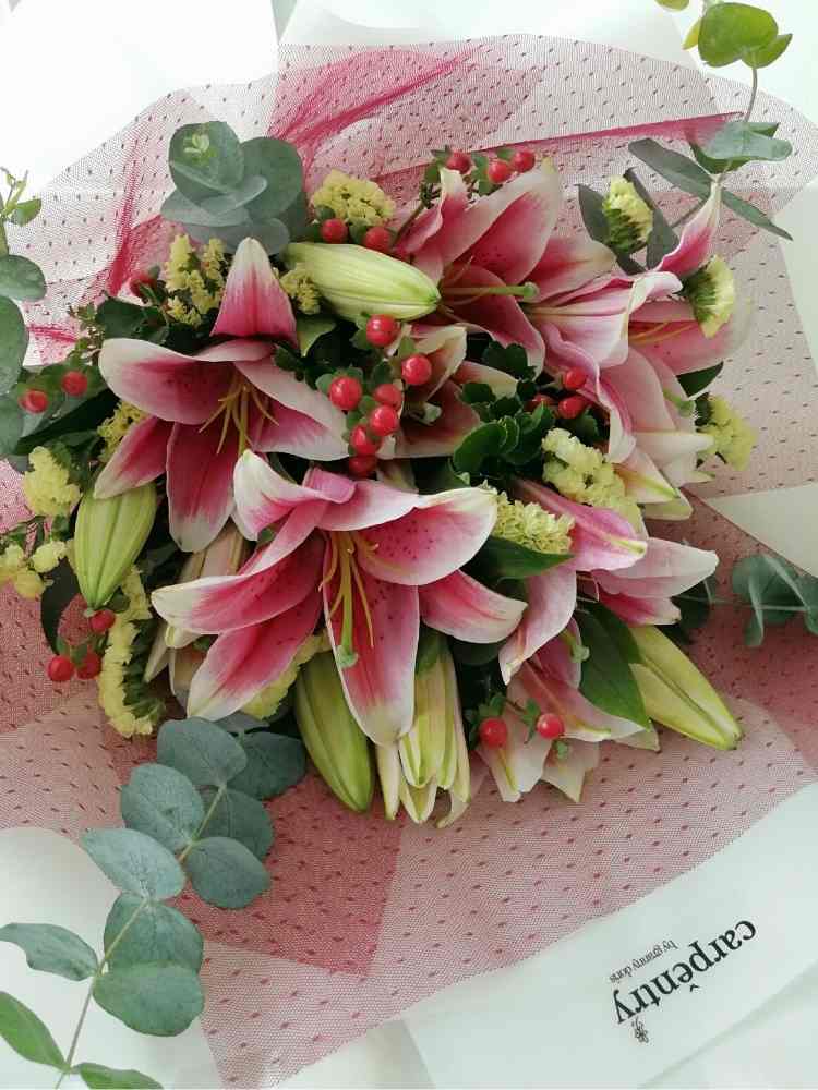 
                      
                        Lillian_Lily Bouquet
                      
                    