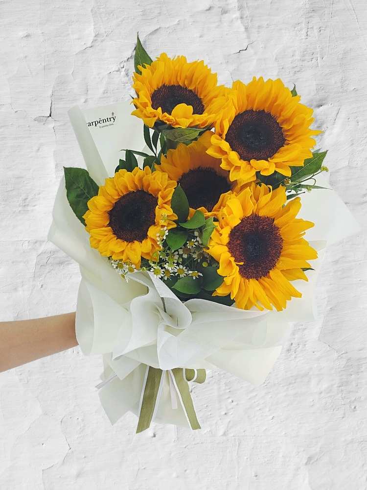 Lovin You_Sunflower Bouquet