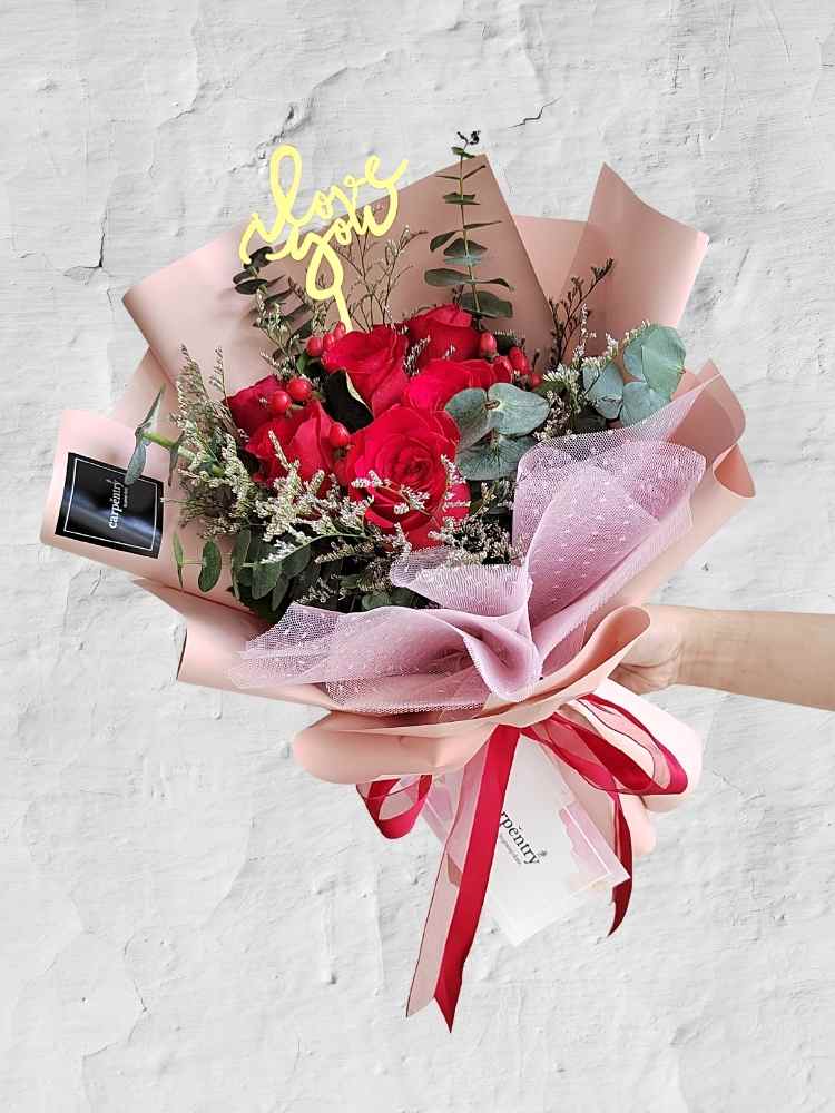 Queen of Heart Rose Bouquet Granny Doris