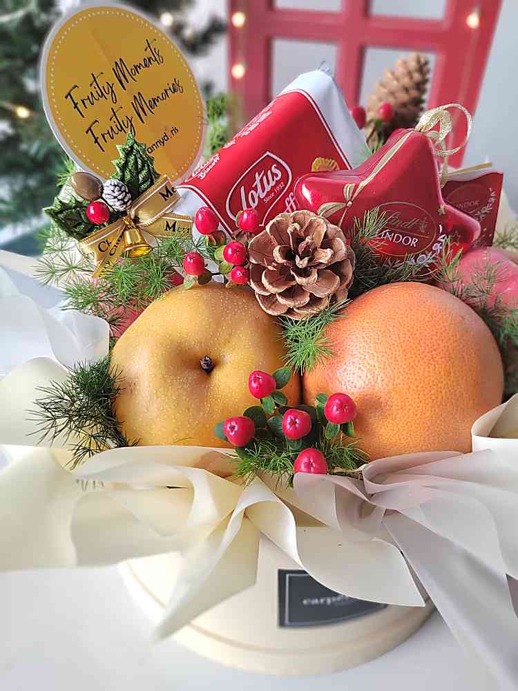 
                      
                        Sparkle & Joy_Christmas Fruit Box
                      
                    