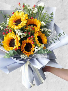  Sweet Sunrise_Sunflower Bouquet